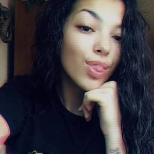 Meet your Posher, Aleeya